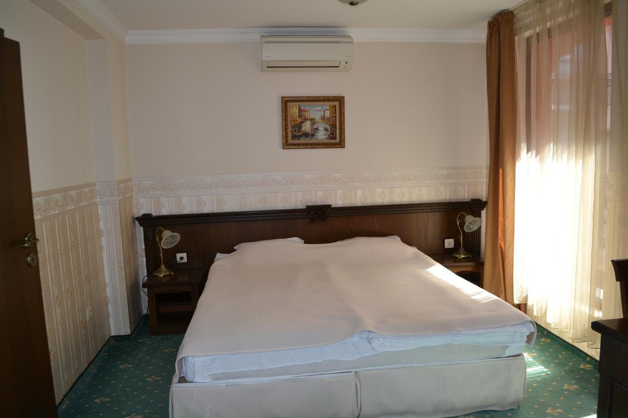 Amsterdam Hotel Sofia Extérieur photo