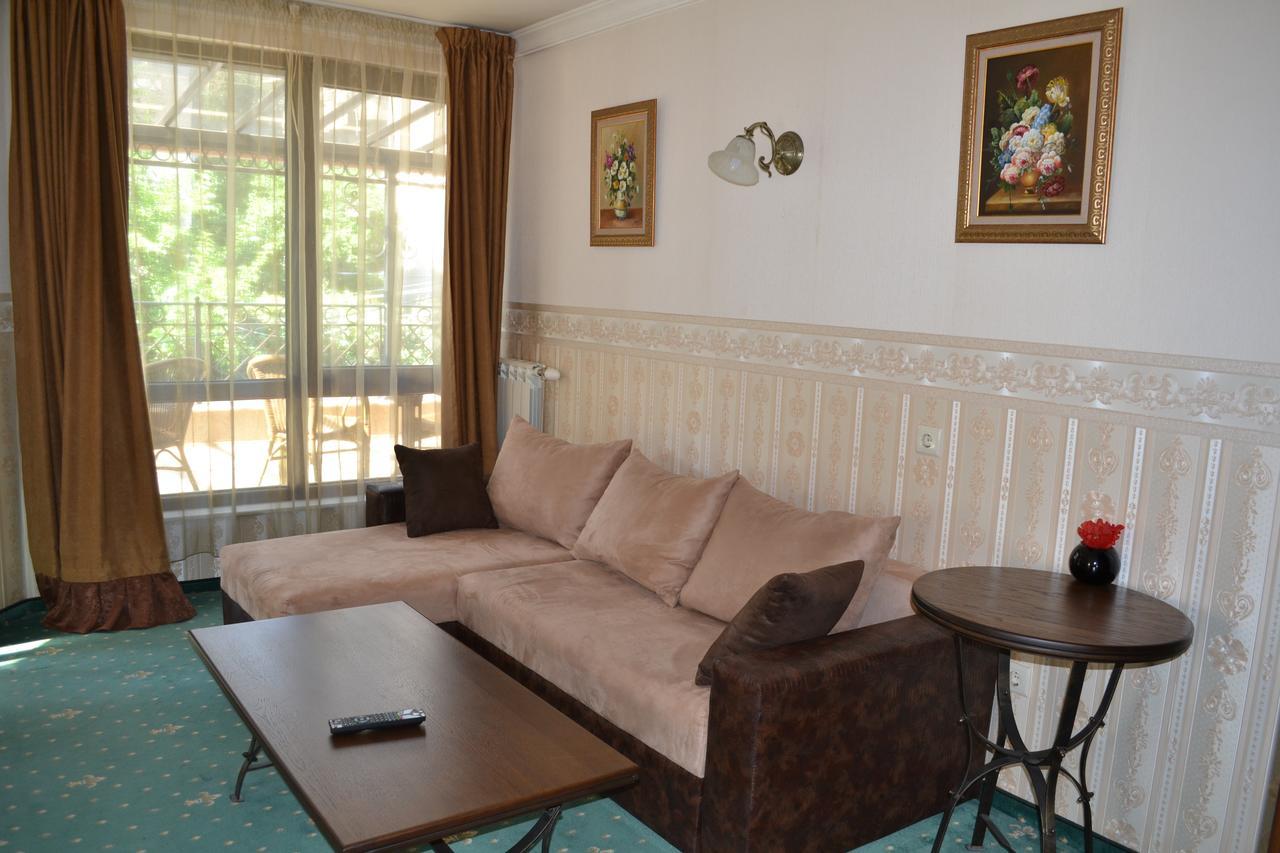 Amsterdam Hotel Sofia Extérieur photo